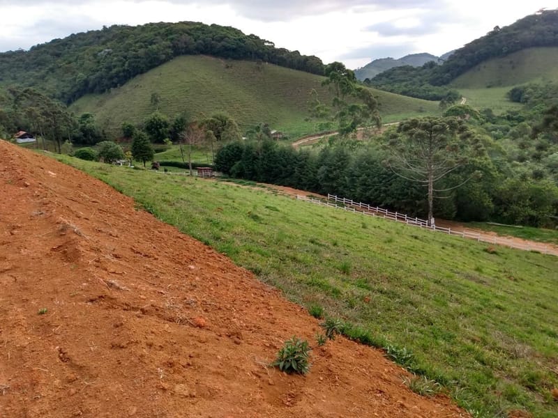 AS OBRAS DA 1ª FASE ESTÃO PROGREDINDO EM RITMO ACELERADO