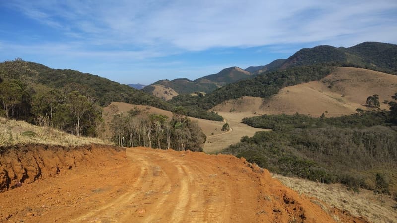 AS OBRAS DA 1ª FASE ESTÃO PROGREDINDO EM RITMO ACELERADO