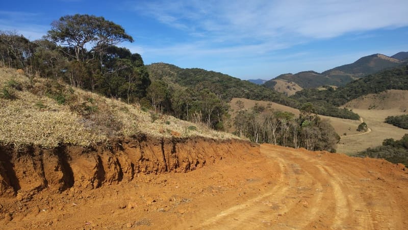 AS OBRAS DA 1ª FASE ESTÃO PROGREDINDO EM RITMO ACELERADO