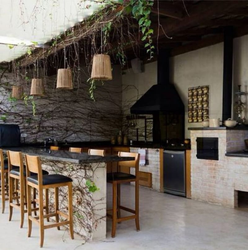 DIFERENCIAIS INCOMPARÁVEIS: