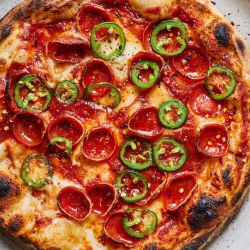 Jalapeno szalámival