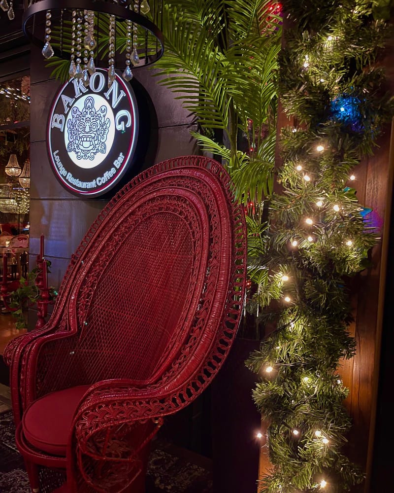 Barong Cafe -Bar - Restaurant ,Marina Zeas ,Piraeus