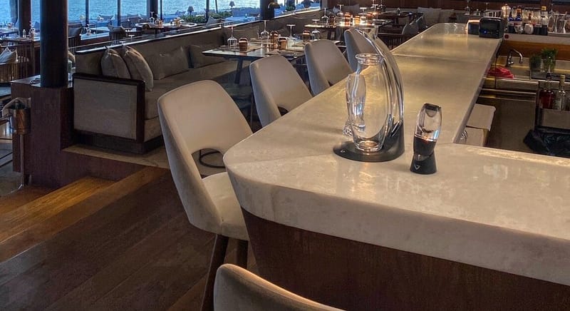 Ιθάκη Restaurant,Βουλιαγμενη