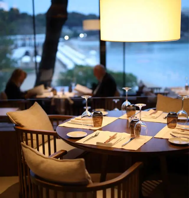 Ιθάκη Restaurant,Βουλιαγμενη