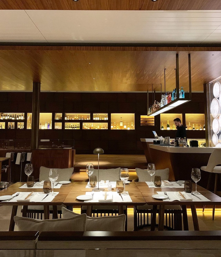 Ιθάκη Restaurant,Βουλιαγμενη