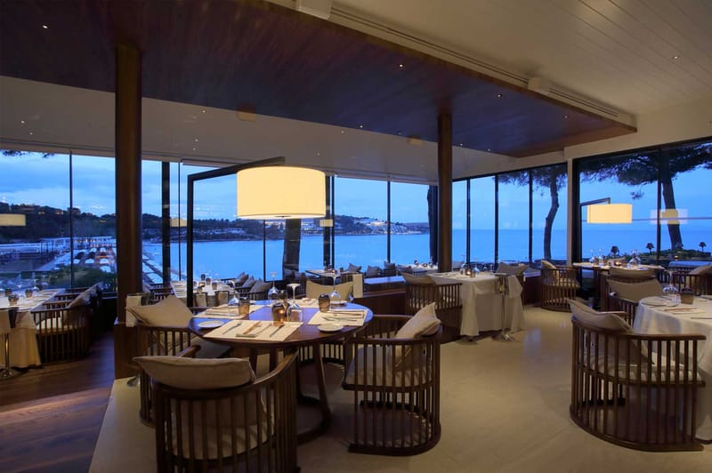 Ιθάκη Restaurant,Βουλιαγμενη