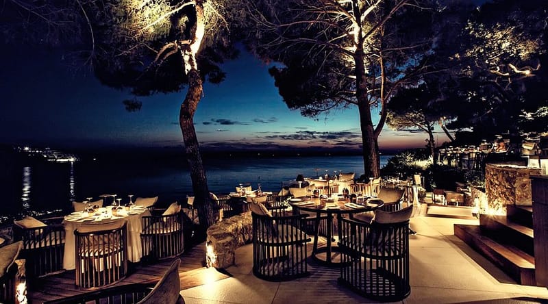 Ιθάκη Restaurant,Βουλιαγμενη