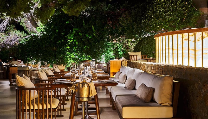 Ιθάκη Restaurant,Βουλιαγμενη