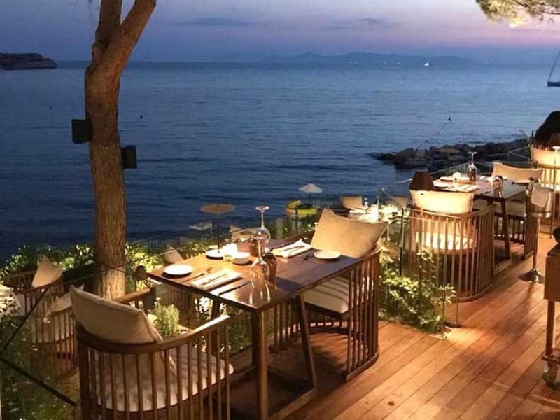 Ιθάκη Restaurant,Βουλιαγμενη