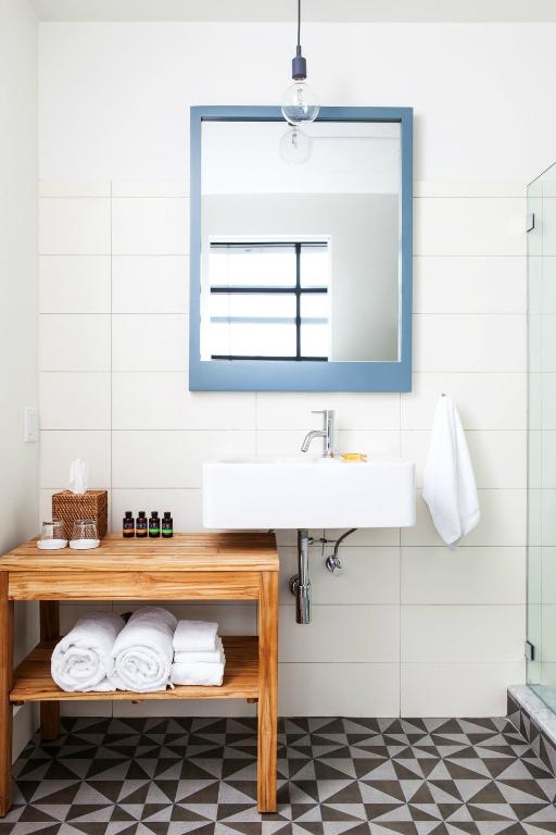 Boro Hotel, Queens, Astoria