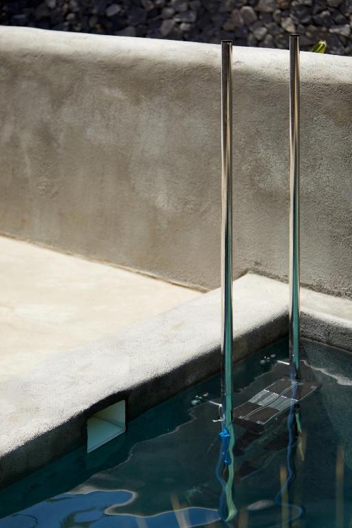 Oscar Seafront Front Suites,Agios Georgios,Santorini