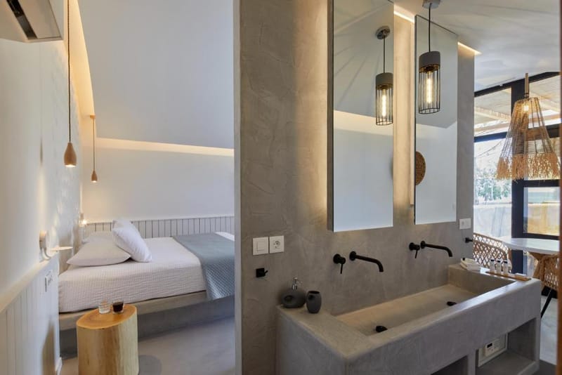 Oscar Seafront Front Suites,Agios Georgios,Santorini