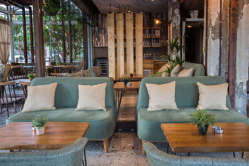 Momus Cafe Bar Restaurant, Galatsi