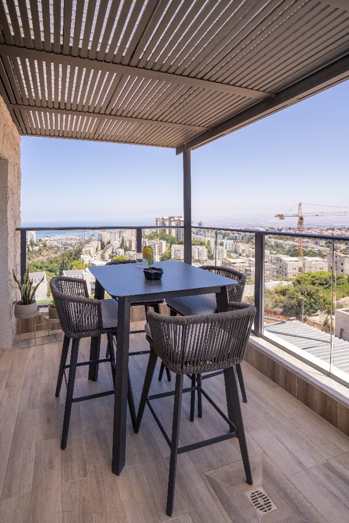 עיצובי חלל המגורים ומרפסות