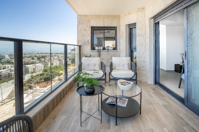 עיצובי חלל המגורים ומרפסות