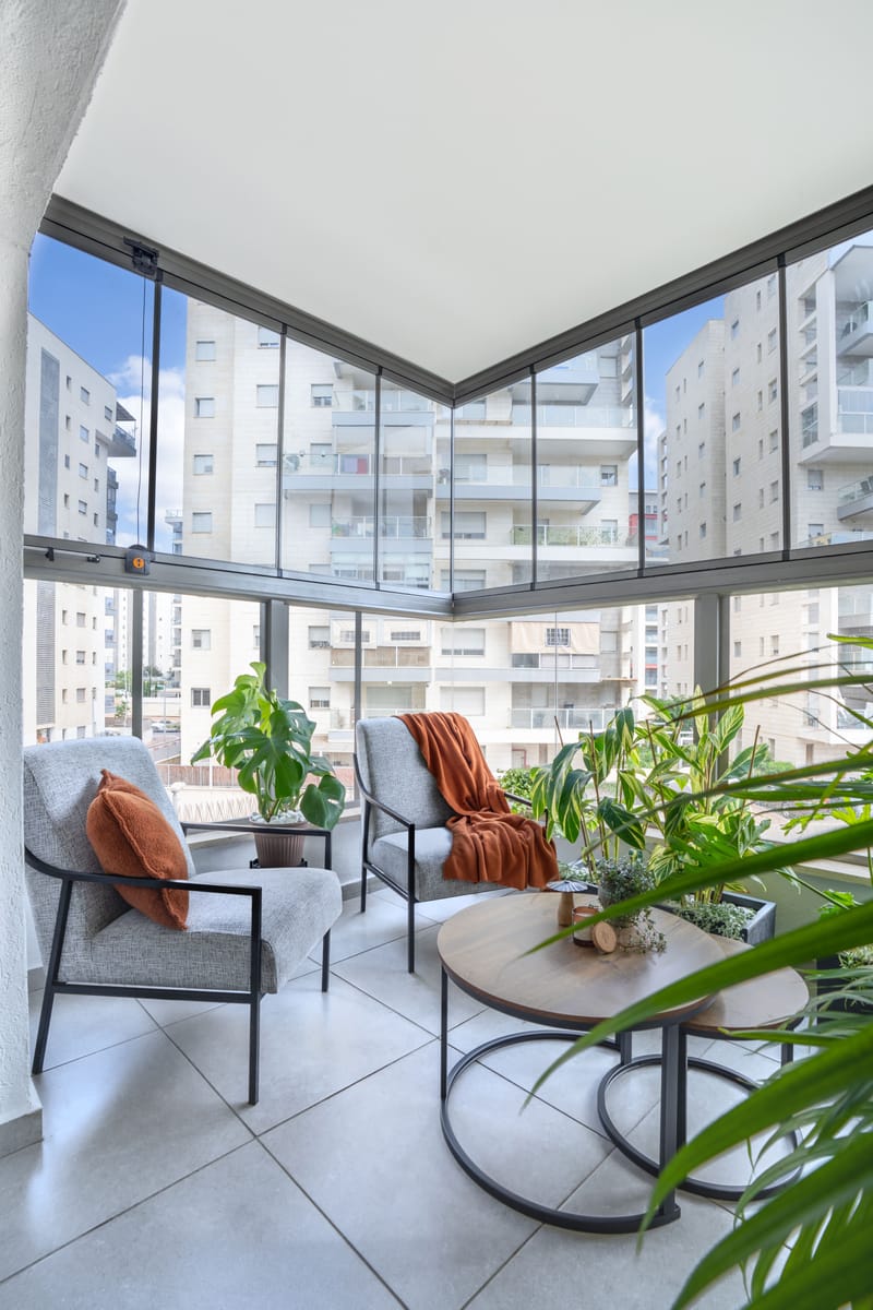 עיצובי חלל המגורים ומרפסות