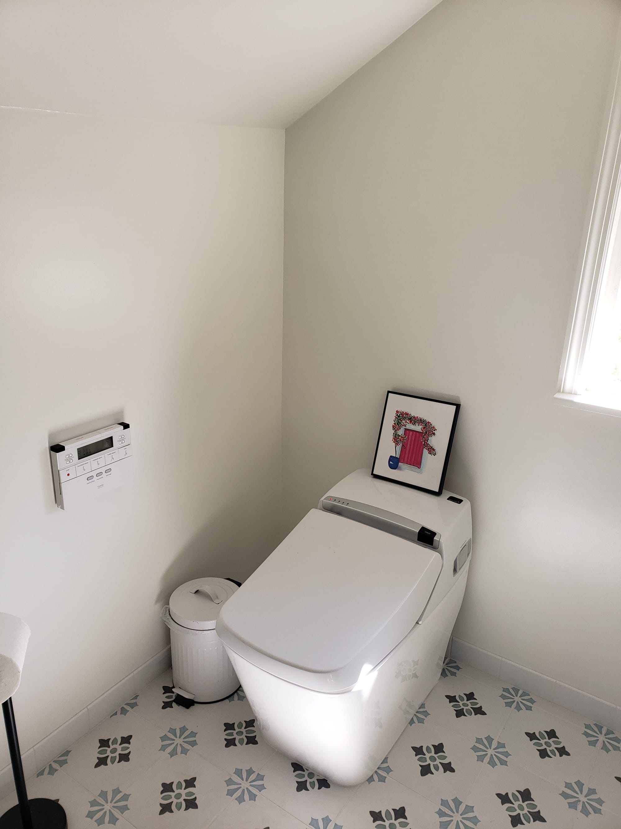 Tujunga Upstairs Bathroom Remodeling - 91042