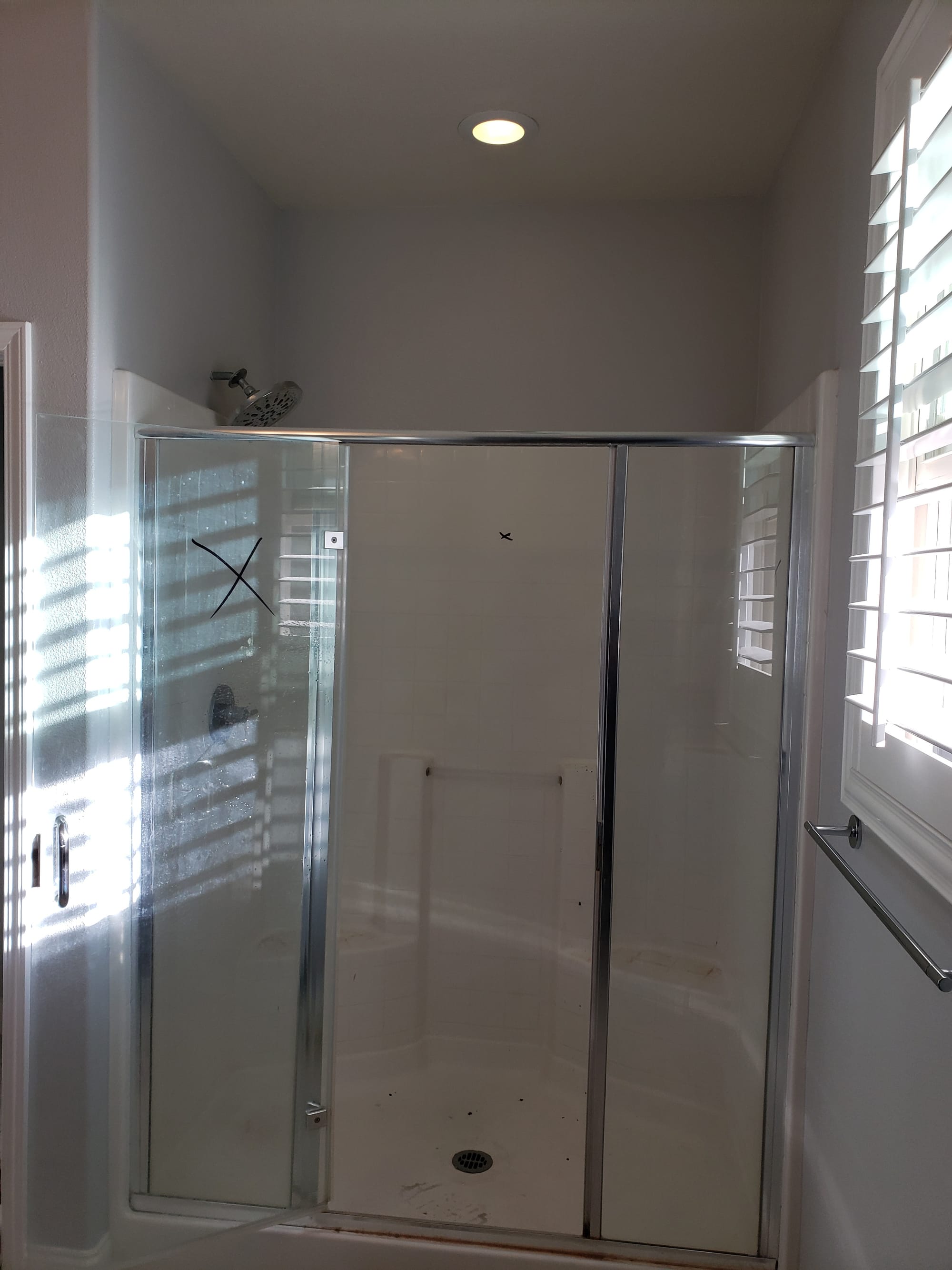 North Hollywood Master Bathroom Shower BEFORE REMODELING - 91606