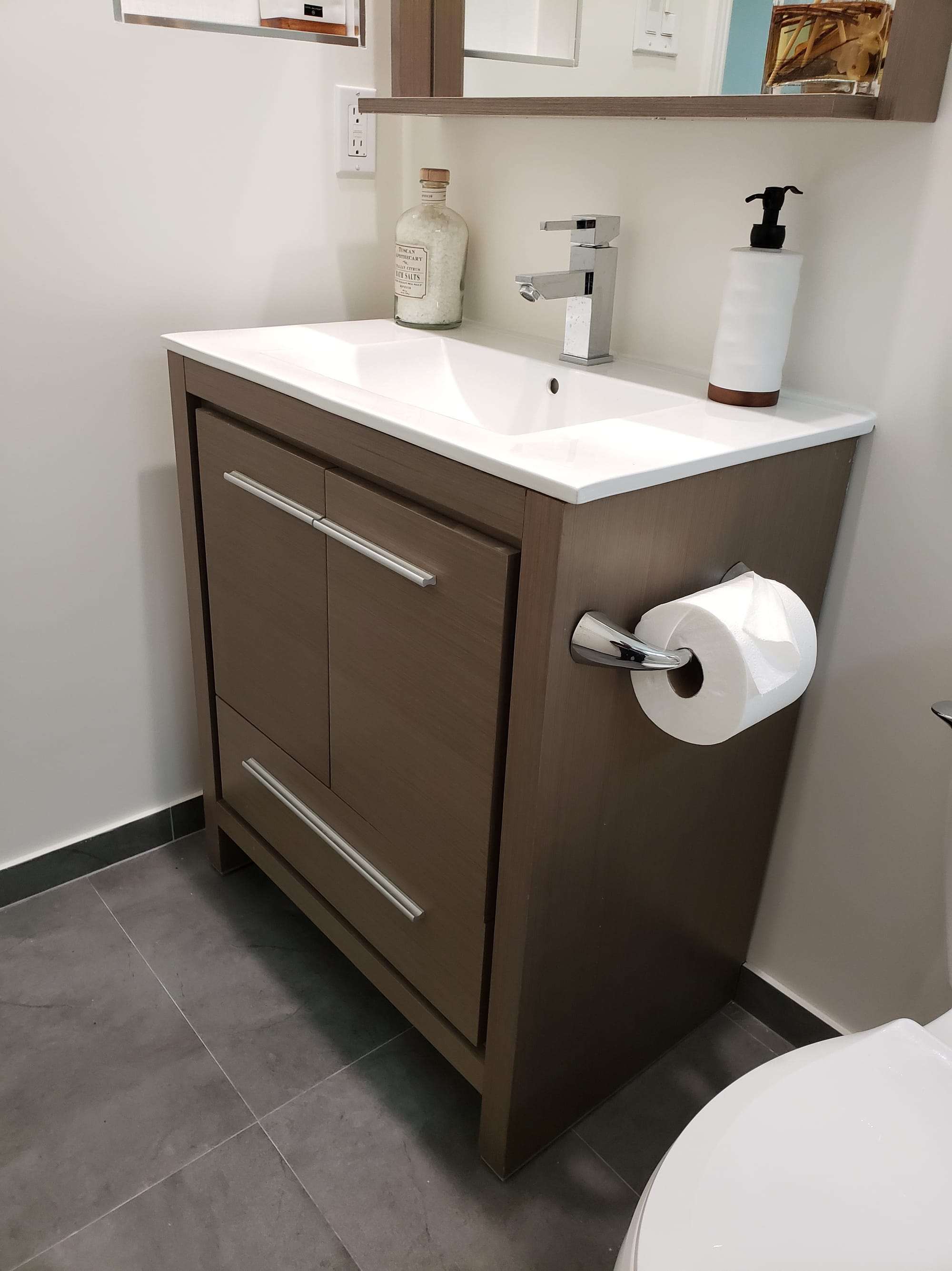 Studio City Guest Bathroom Remodeling - 91604