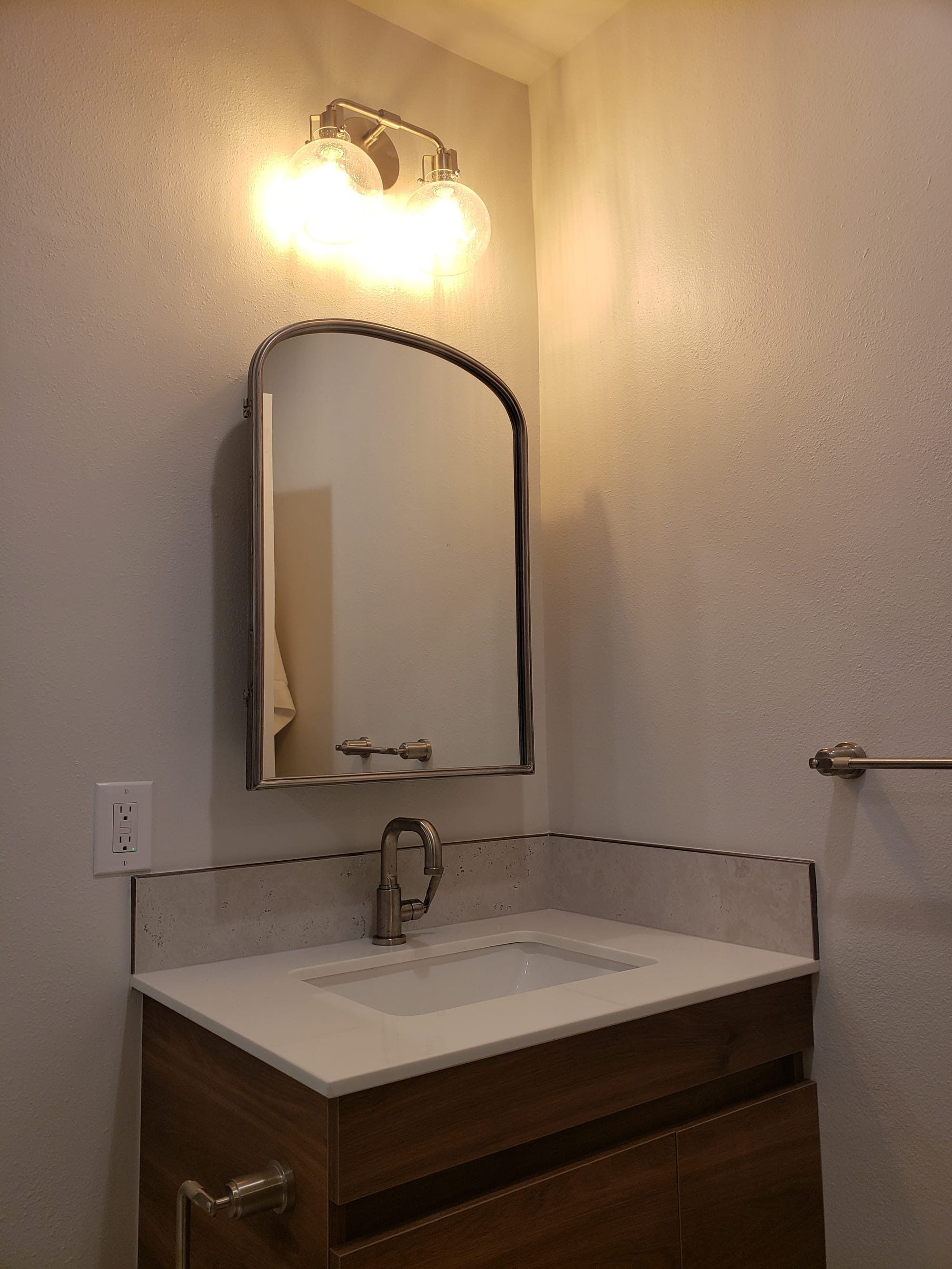 Encino Master Bathroom Remodeling - 91436