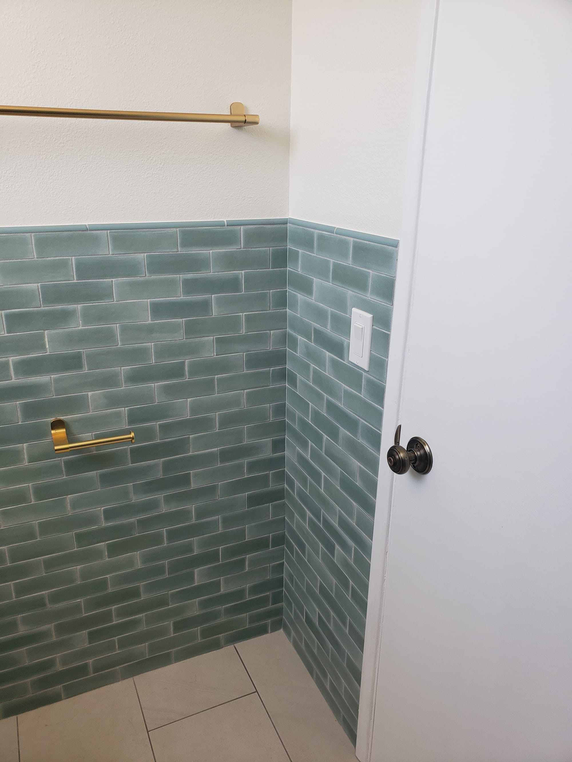 Porter Ranch Guest Bathroom Remodeling - 91326