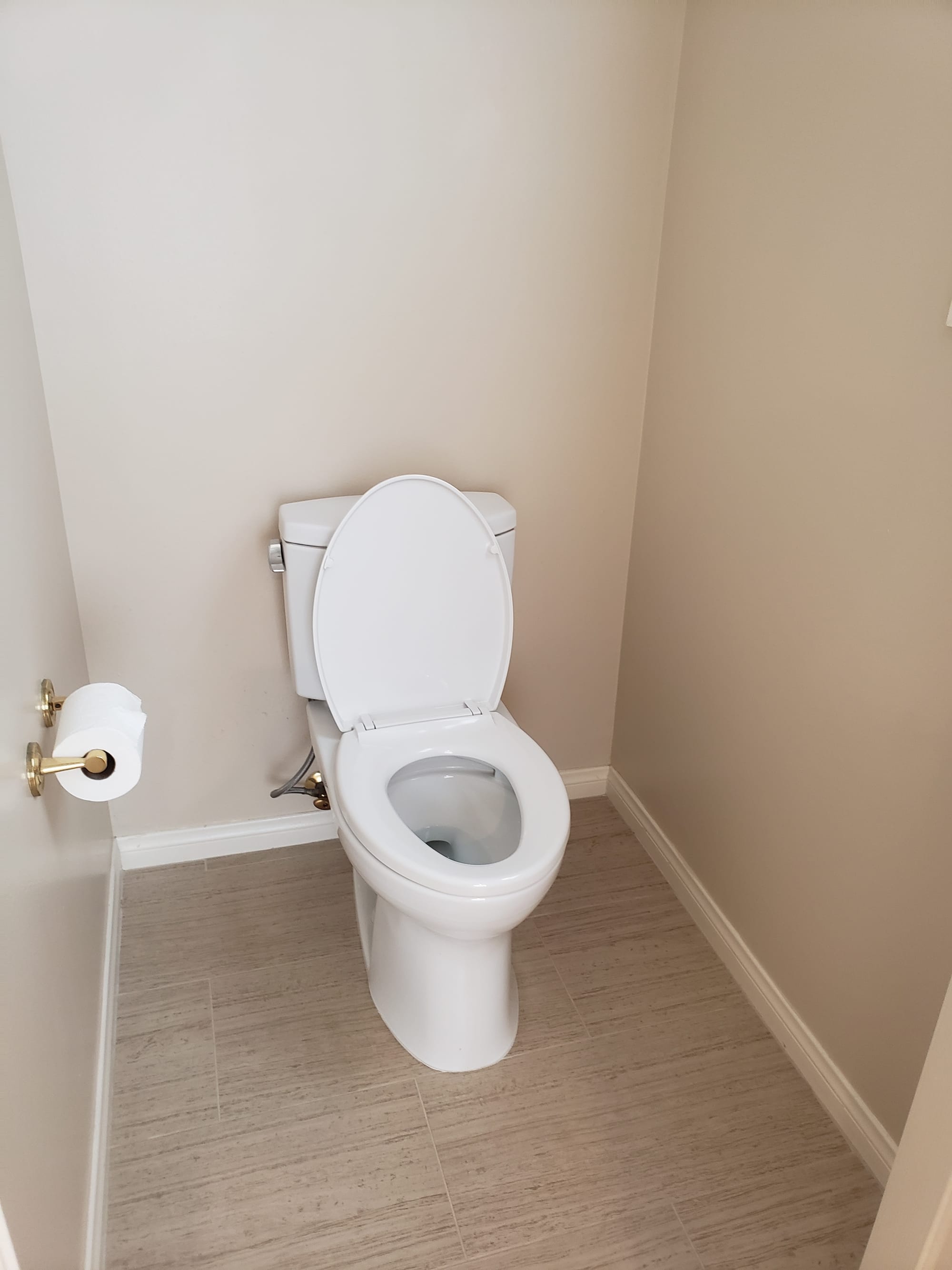 Calabasas OLD Toilet BEFORE Remodeling - 91302