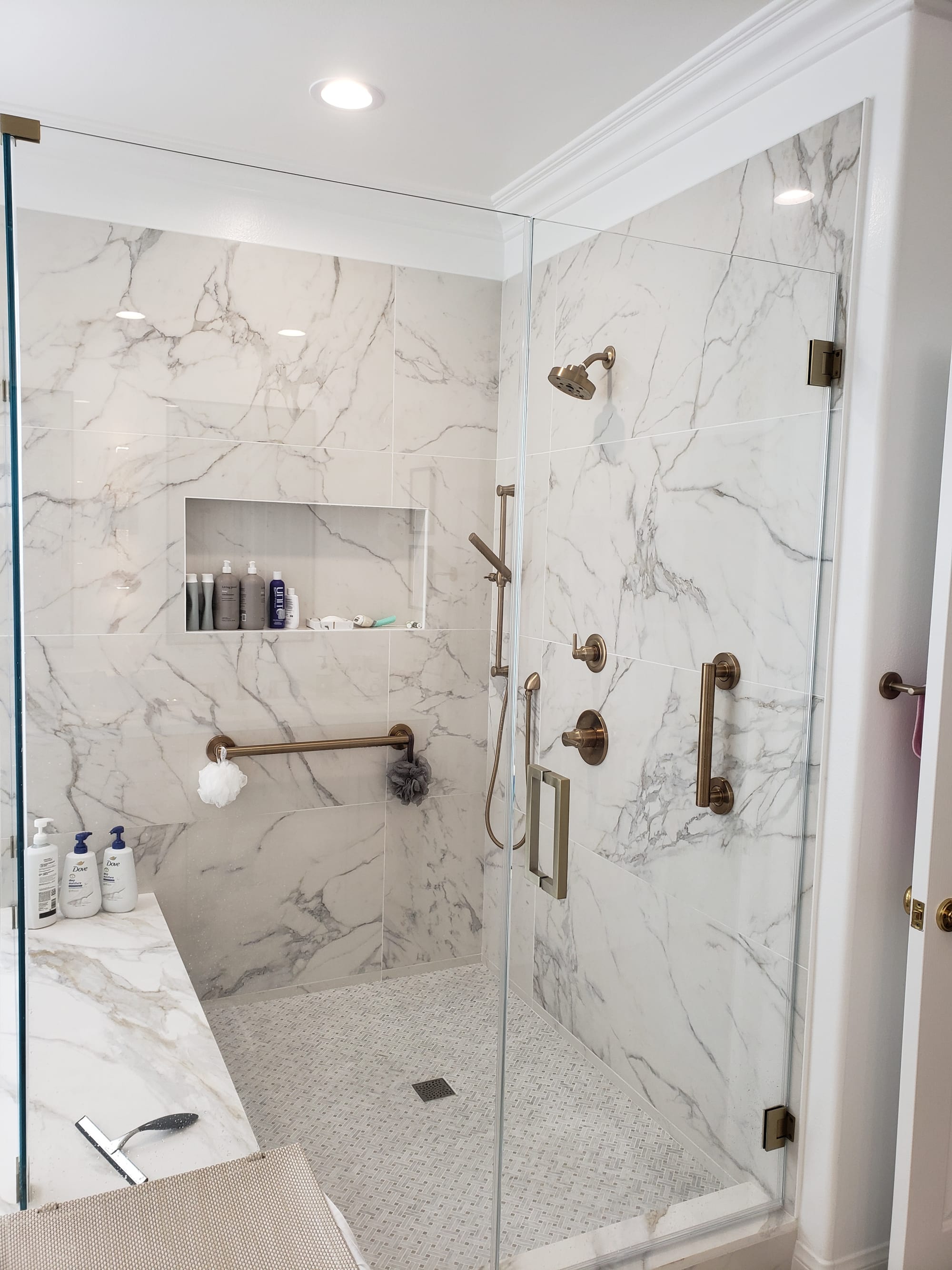 Calabasas Master Bathroom Remodeling - 91302