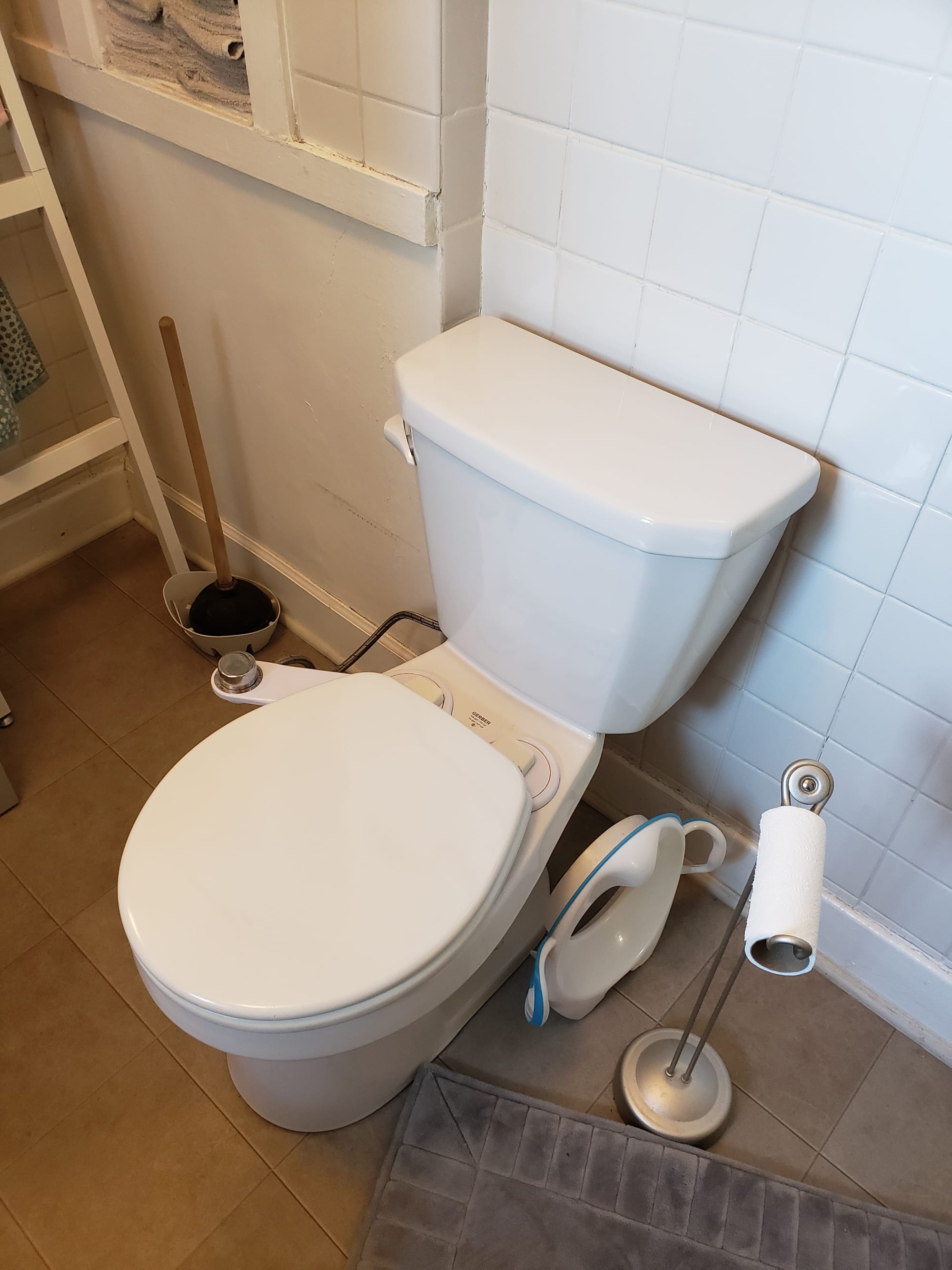 Los Angeles OLD TOILET in the Guest Bathroom BEFORE Remodeling - 90065