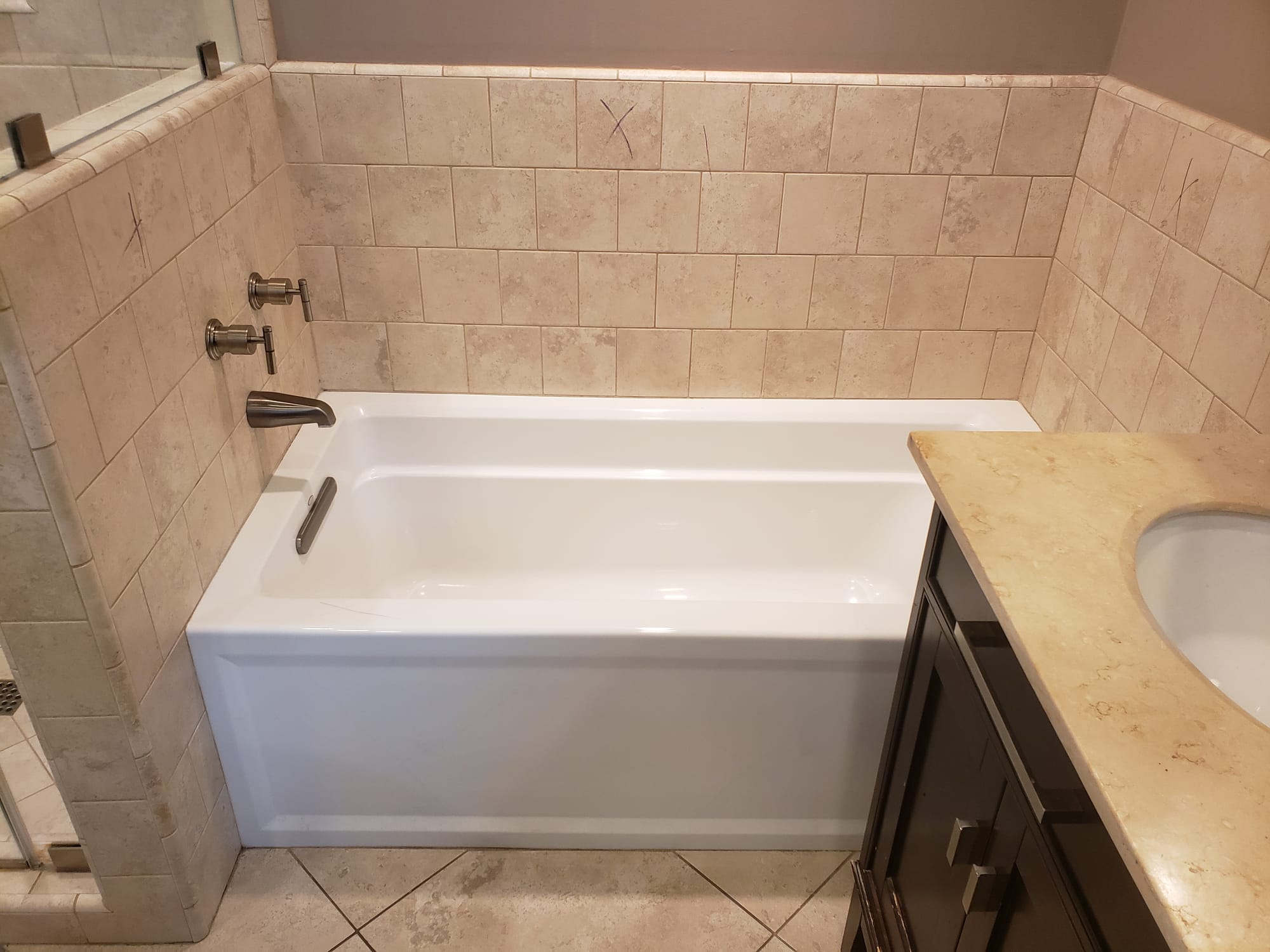 Sherman Oaks OLD Bathroom BEFORE Remodeling - 91403