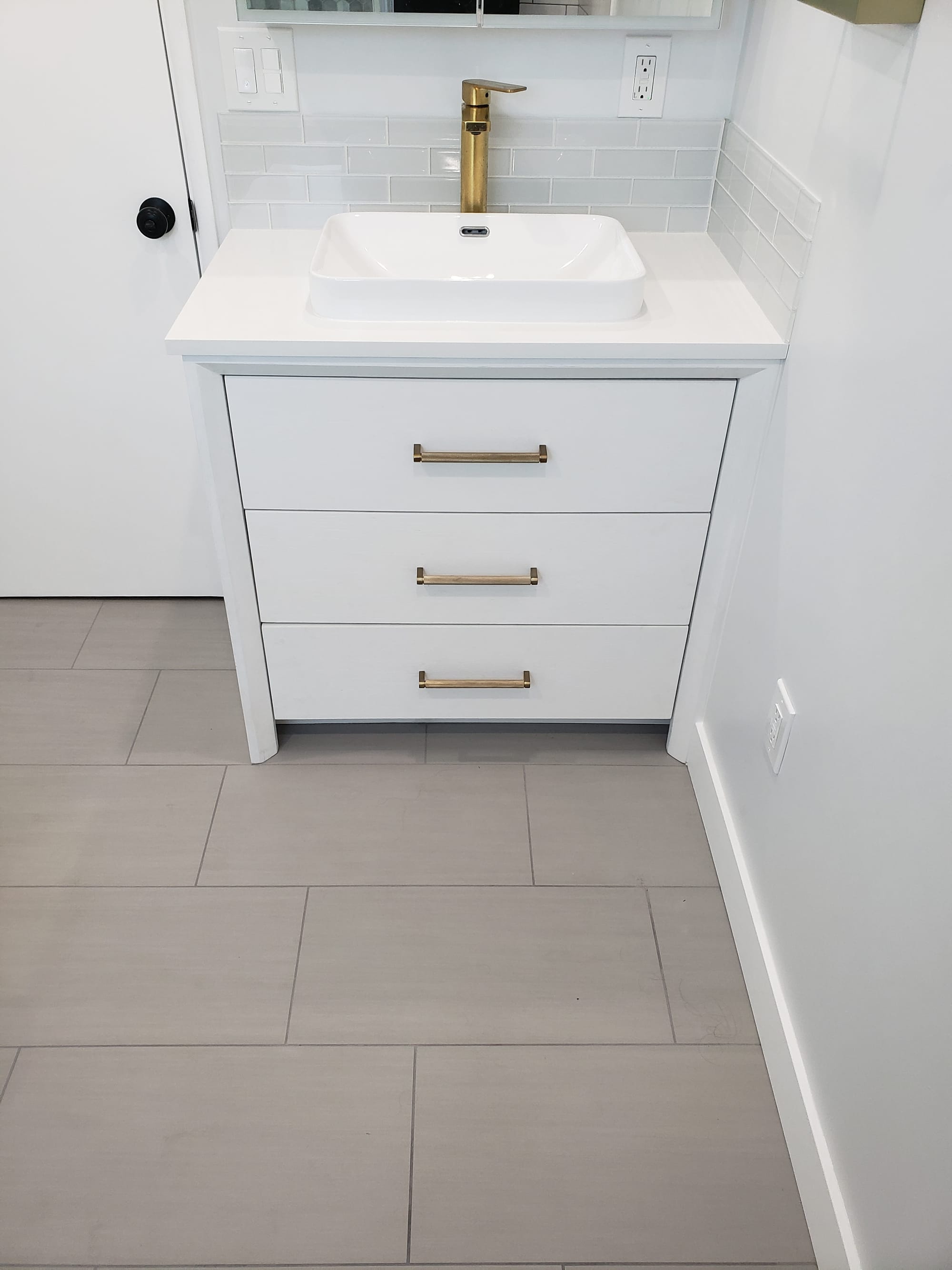 Sherman Oaks Guest Bathroom Remodeling - 91403