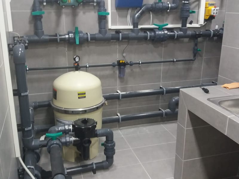 Swimming Pool Machinery