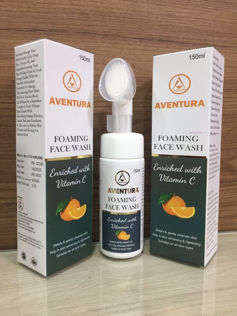 VIT C FOAMING FACE WASH