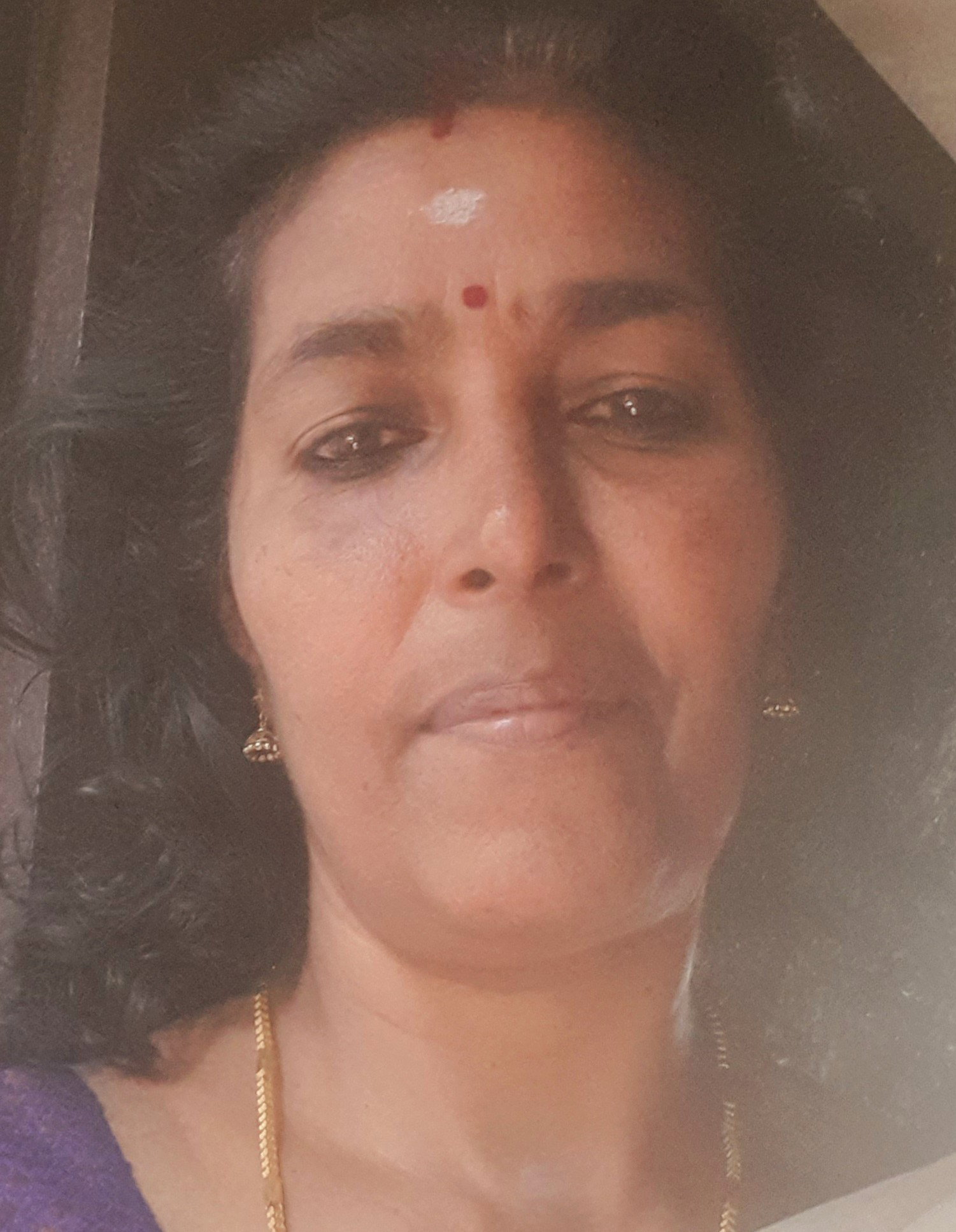 ഉന്മാദം പൂക്കുമ്പോൾ