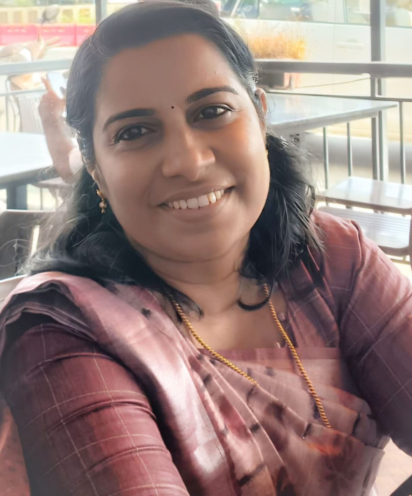 ഒരു പൂച്ചയും ചില പിൻതുടരലുകളും