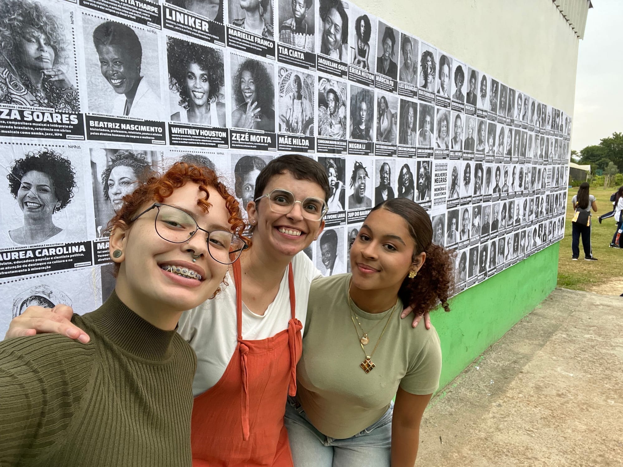 Projeto MULHERES: (re)veja histórias