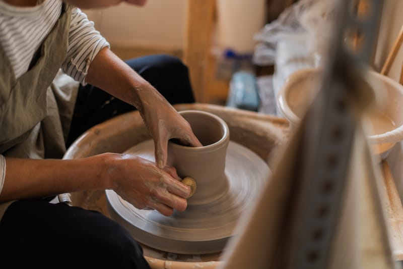 Throwing on the wheel 2h workshop - £ 85