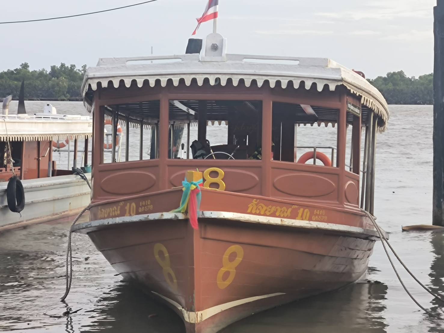 เรือเพิ่มมณเฑียรชัย 8