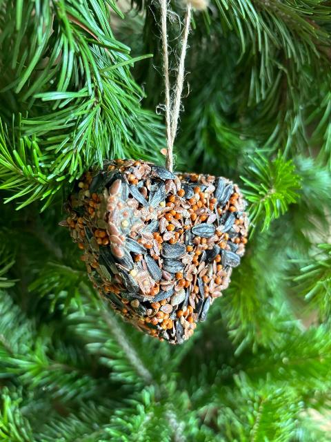 Зернова кормушка "Сердечко"