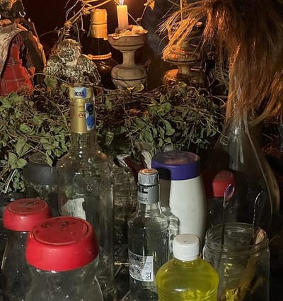 WITCH DOCTOR IN TUNISIA