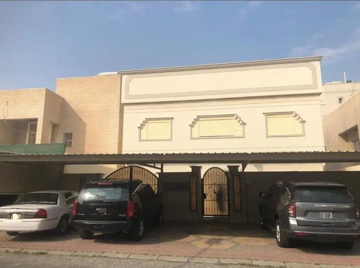 للبيع بيت في منطقة فهد الأحمد