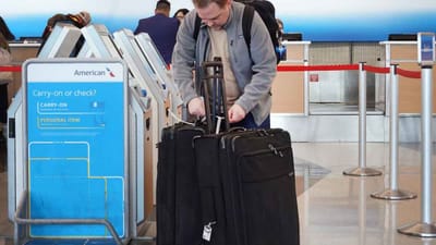 What does the American Airlines baggage allowance mean?