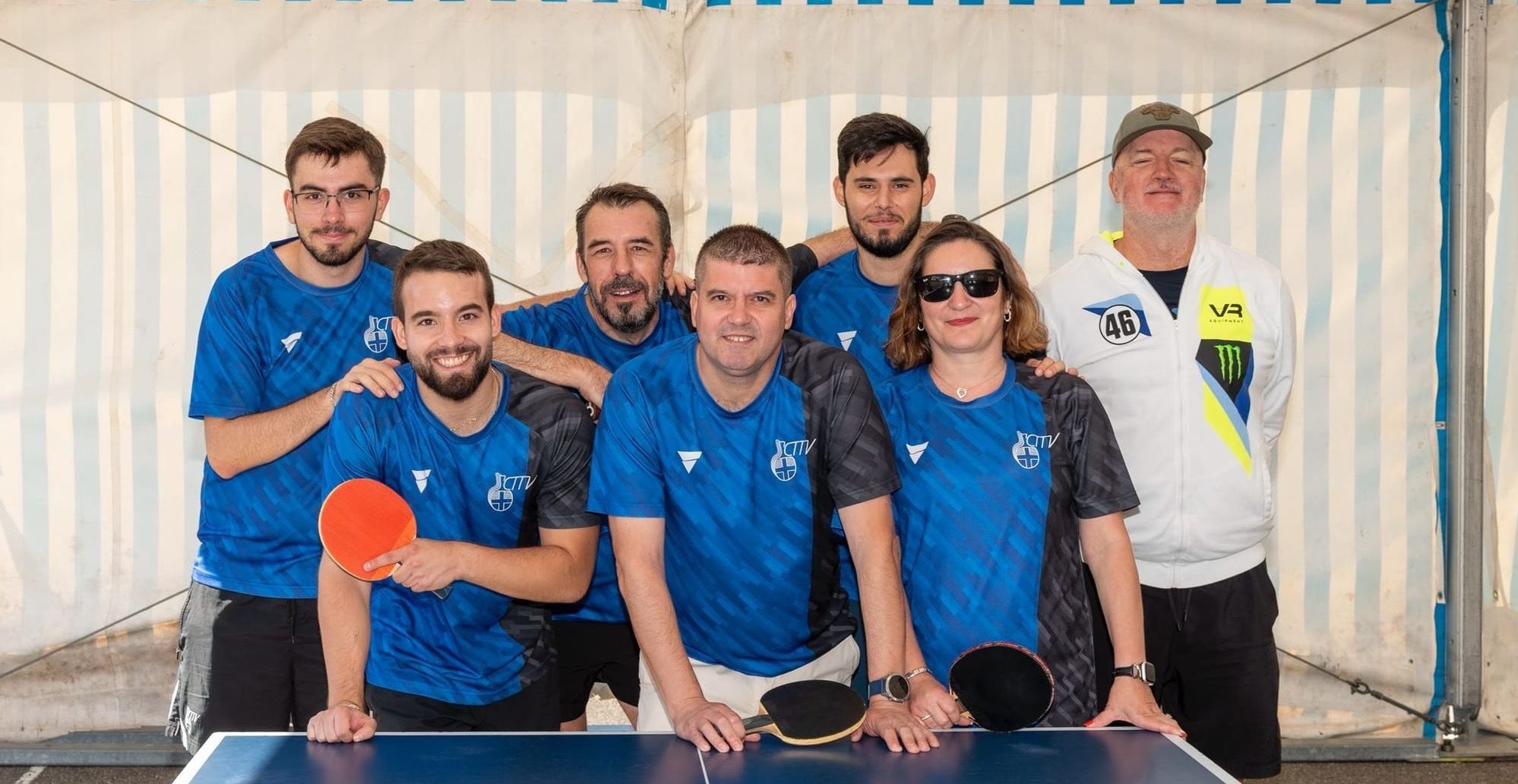 Convivialité, Transmission, Travail, Victoire : prenez les premières lettres de ces quatre mots et vous obtiendrez l’acronyme CTTV pour donner Club de Tennis de Table Versoix. Ces quatre mots sont également, selon le site du club versoisien, les valeurs du club qui évolue dans les locaux de l’école Ami-Argand, A l’occasion du 2e tour du tournoi de classement jeunesse qui se tiendra ce samedi dans cette même école, nous sommes allés à la rencontre de Sylvain Duval, président du CTT Versoix.