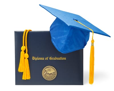Are Graduation Certificates and Degree Certificates the Same in Foreign Universities?