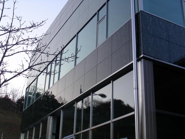 Custom Glass Installations