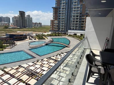 Kompleks Riverside 1+1