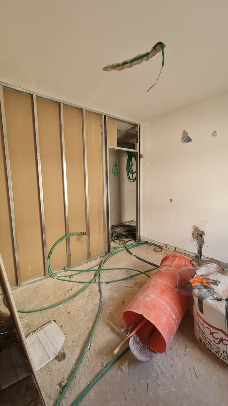 לפני ועשייה