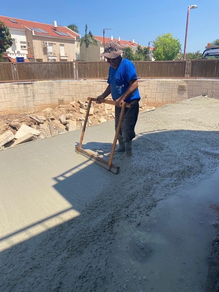 לפני ועשייה