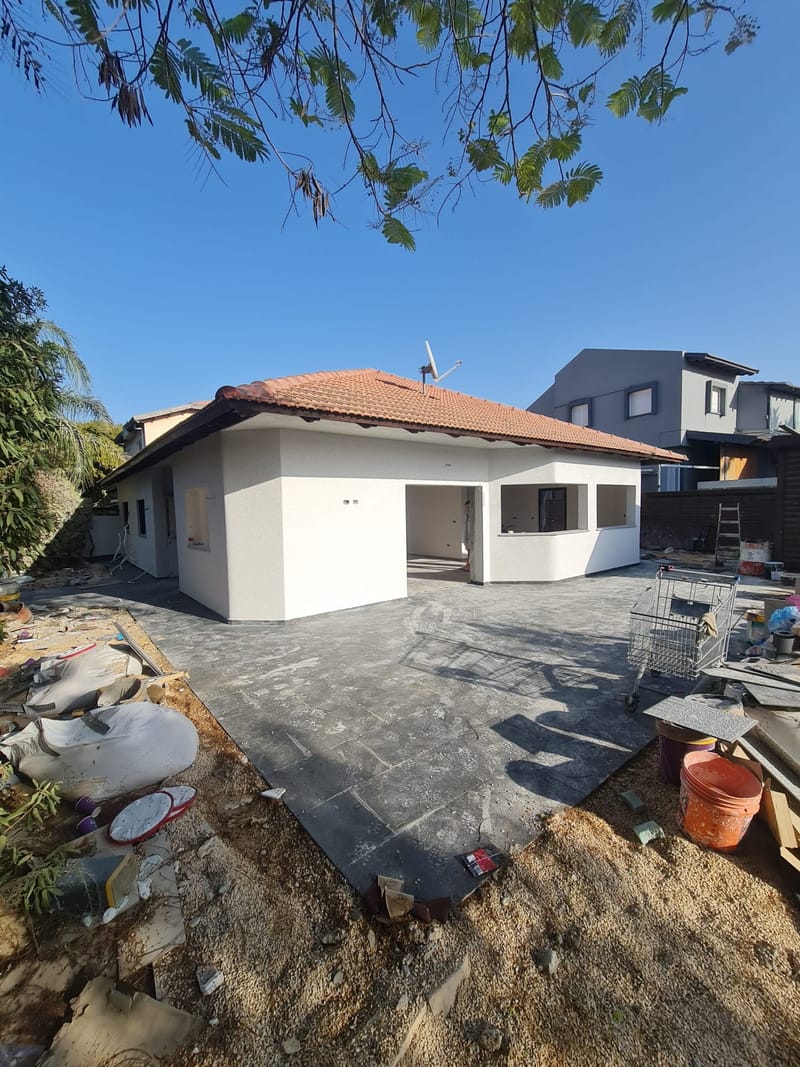 לפני ועשייה