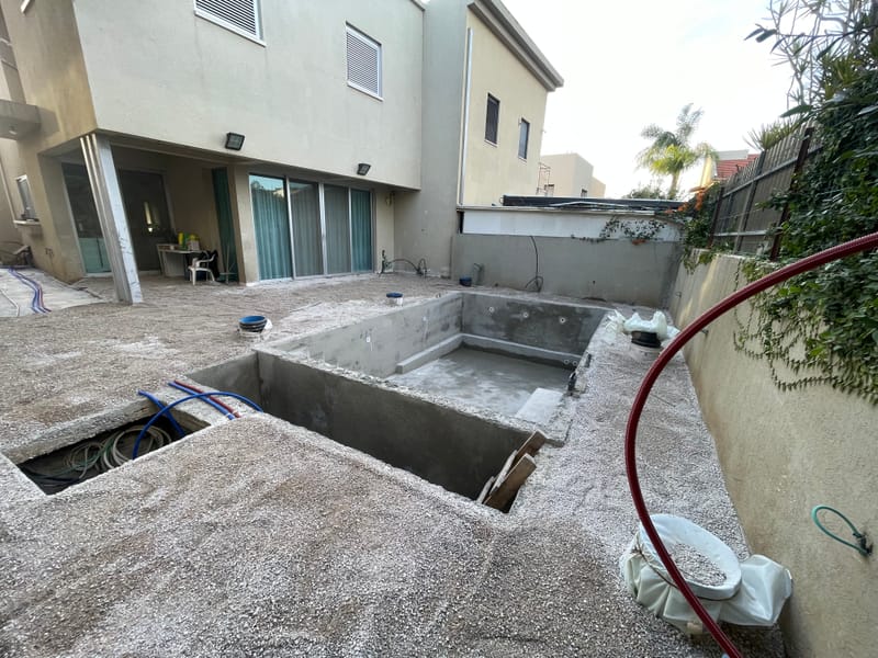 לפני ועשייה