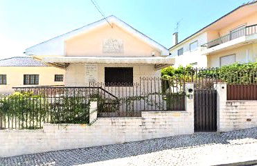 Visite-nos na Rua Cruz e Silva nº3, 2790-333 Queijas